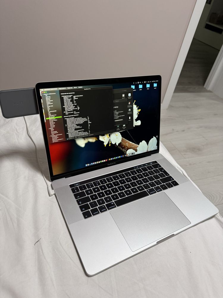 Macbook pro 15 2016 1 tb i7 2,9 Ghz 16gb 316 циклів