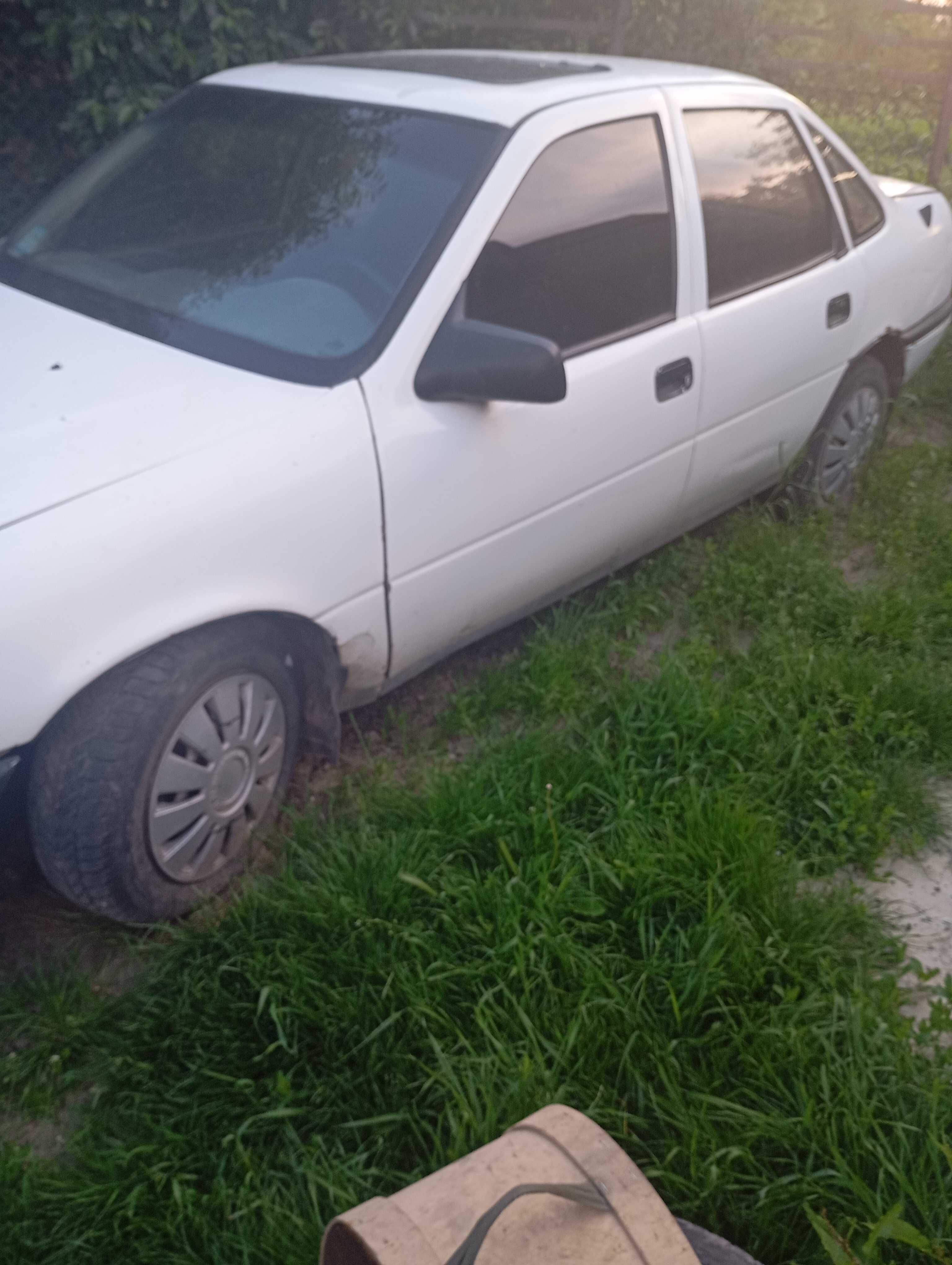 Автомобіль opel vectra