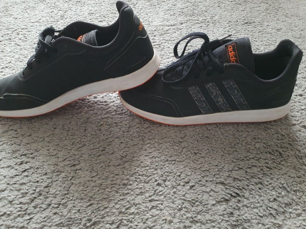 Buty dziecięce adidas orginal nr 36,5 nowe