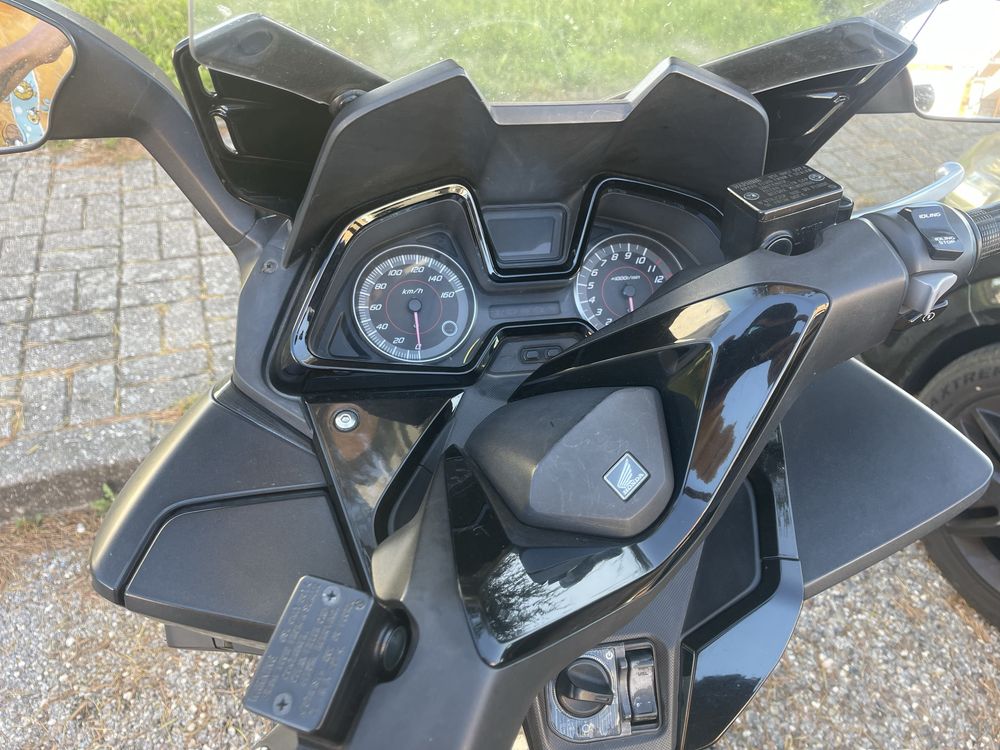 Honda forza 125 nss