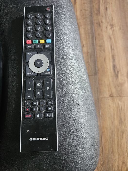 Telewizor Grundig 42"