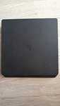 Konsola Play Station 4 TB + 2 PADY