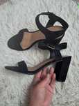 Czarne zamszowe buty na grubym obcasie New Look