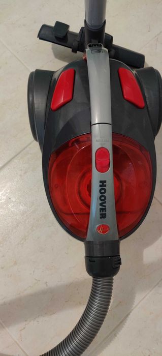 Aspirador Hoover 700W