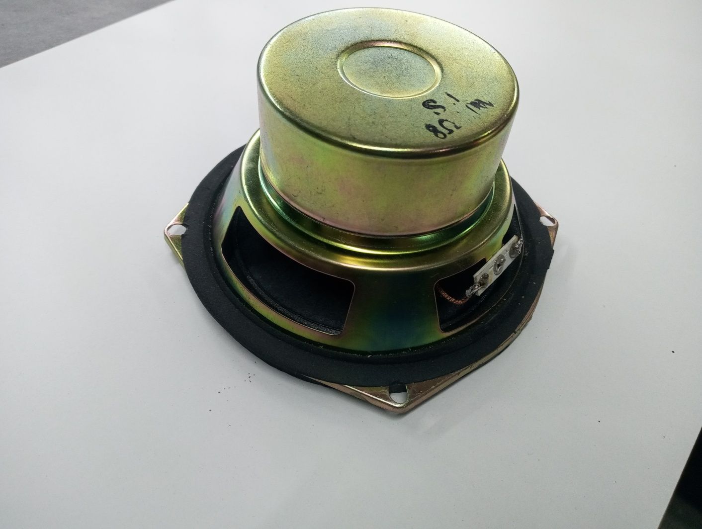 Głośnik basowy subwoofer