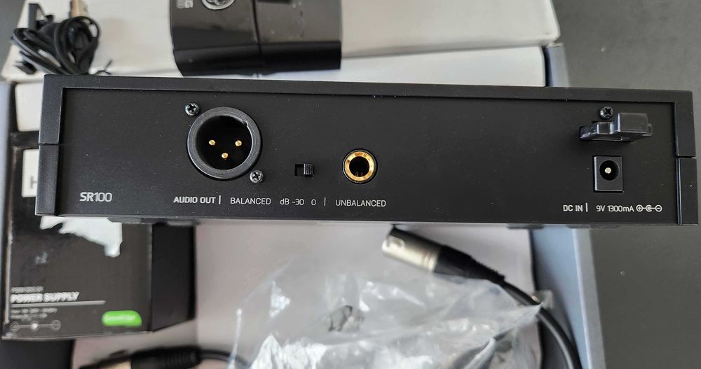 AKG Emissor/Receptor  DMS100 c Mic Lapela