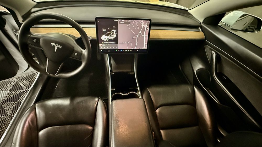 Tesla Model 3, Nacional 328cv de 2020 iva dedutivel