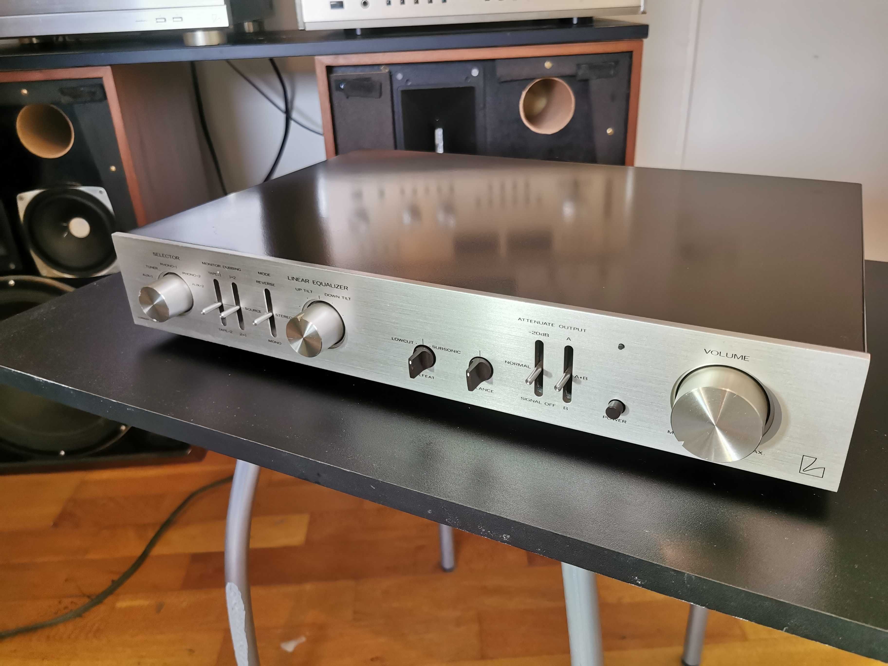 Przedwzmacniacz LUXMAN CL-32