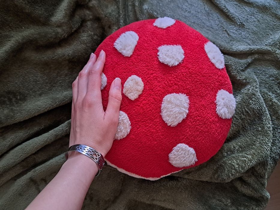 Poduszka muchomor grzyb czerwona diy