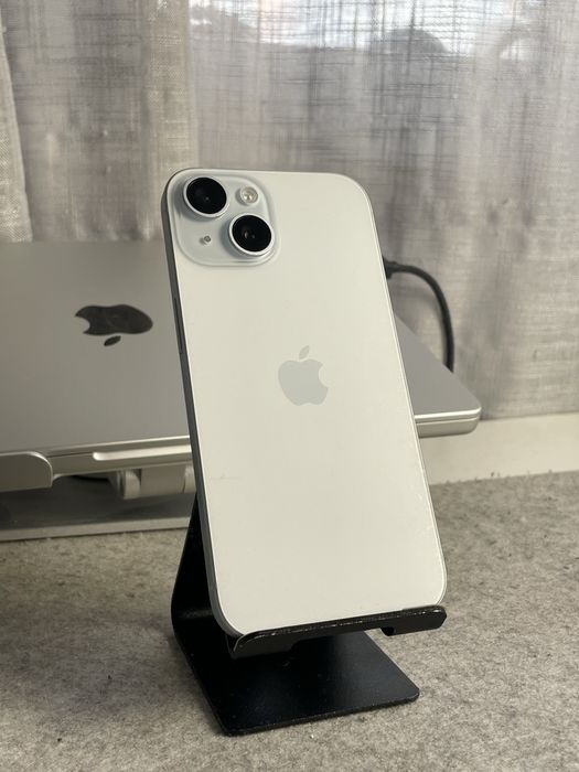 iPhone 15 Azul Claro 128GB - Excelente estado