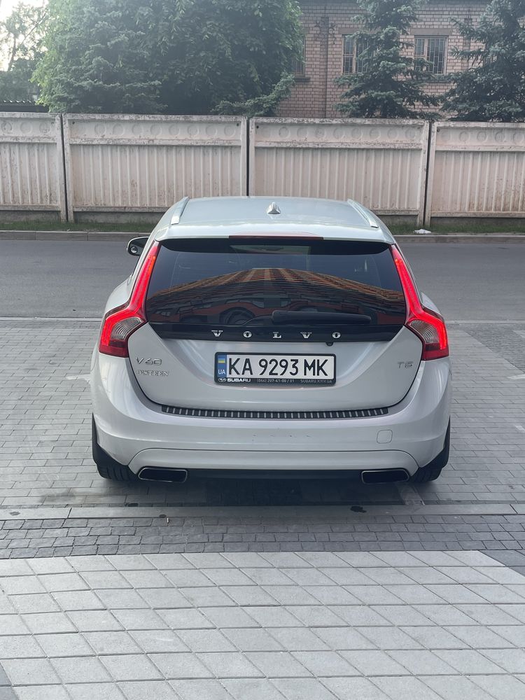 Продам Volvo V60