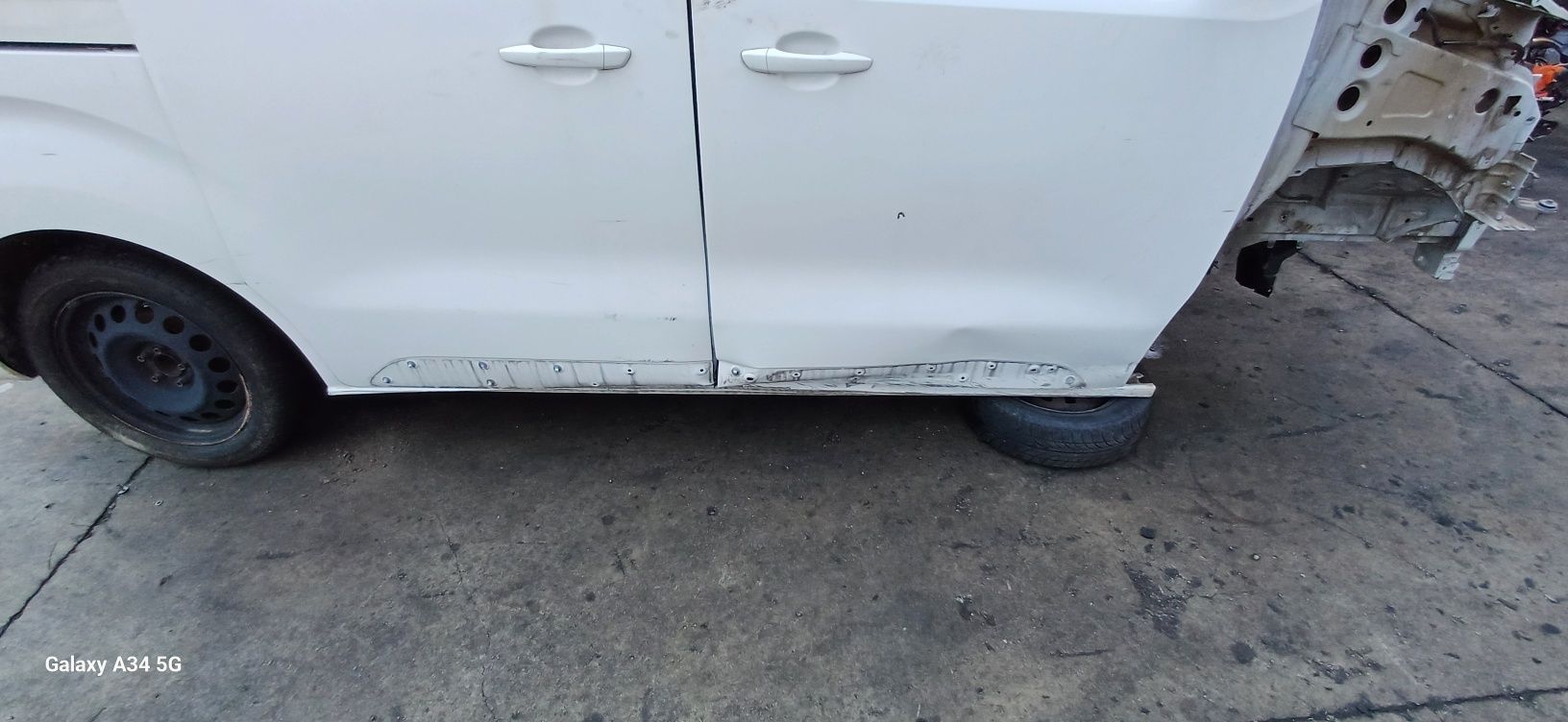 Klapa bagażnika drzwi błotnik tylny cwiartka lampa toyota proace vers