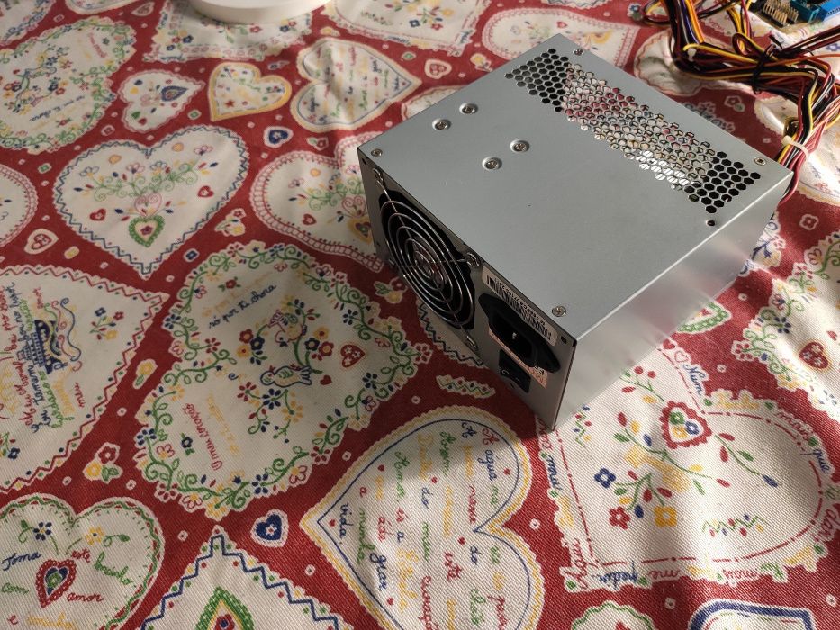 Fonte de Alimentação 350 Watts ATX