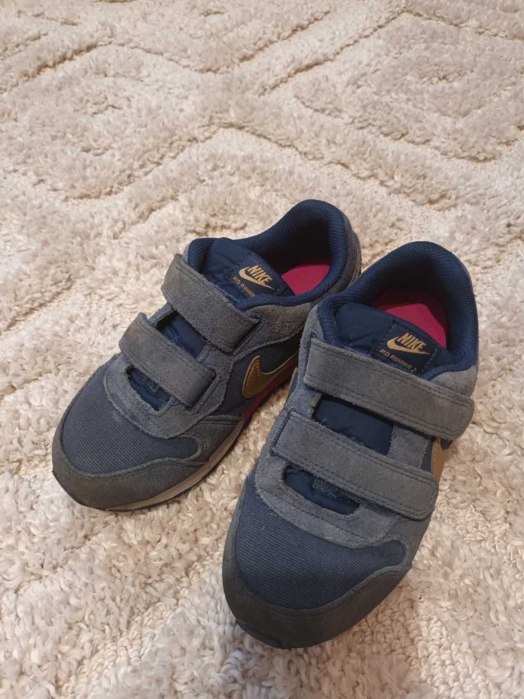Buty sport NIKE dziecięce 32(20cm)