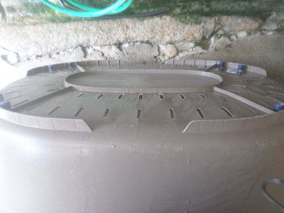 Cama para cão plástica grande