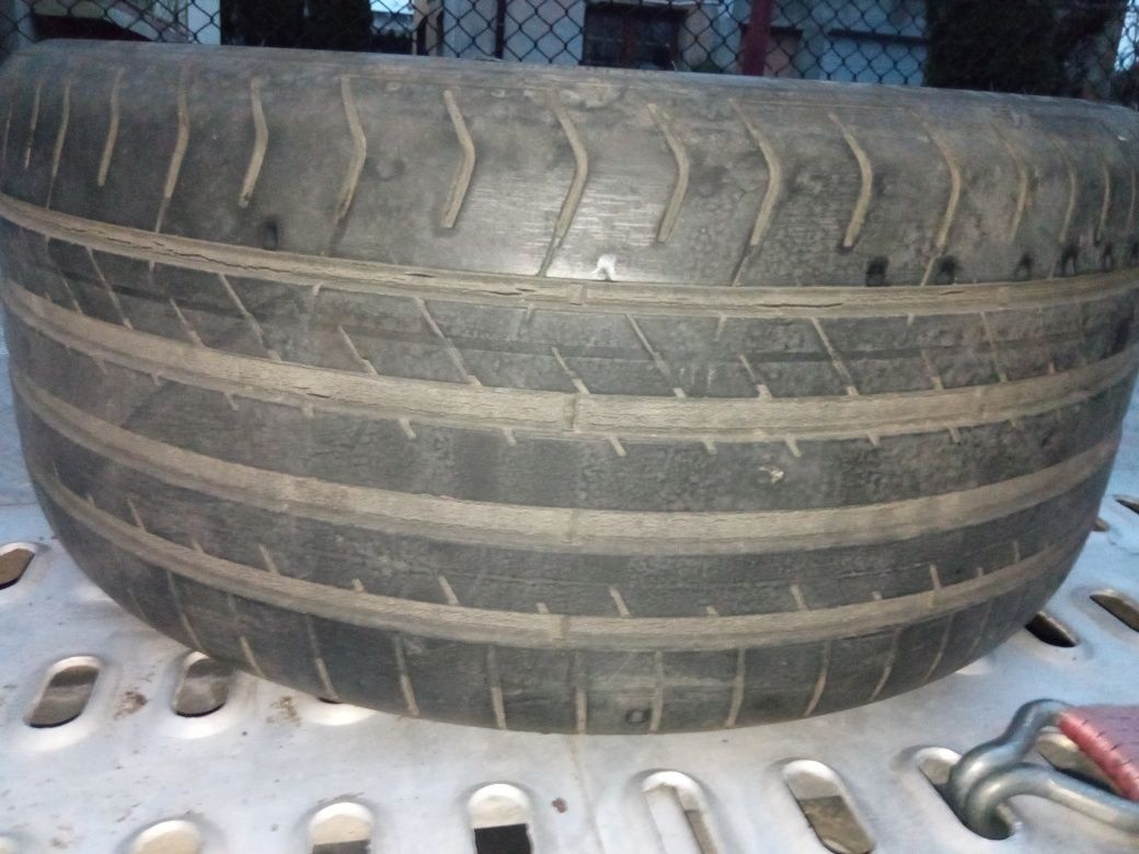 Sprzedam opony 245x35r19 3 szt