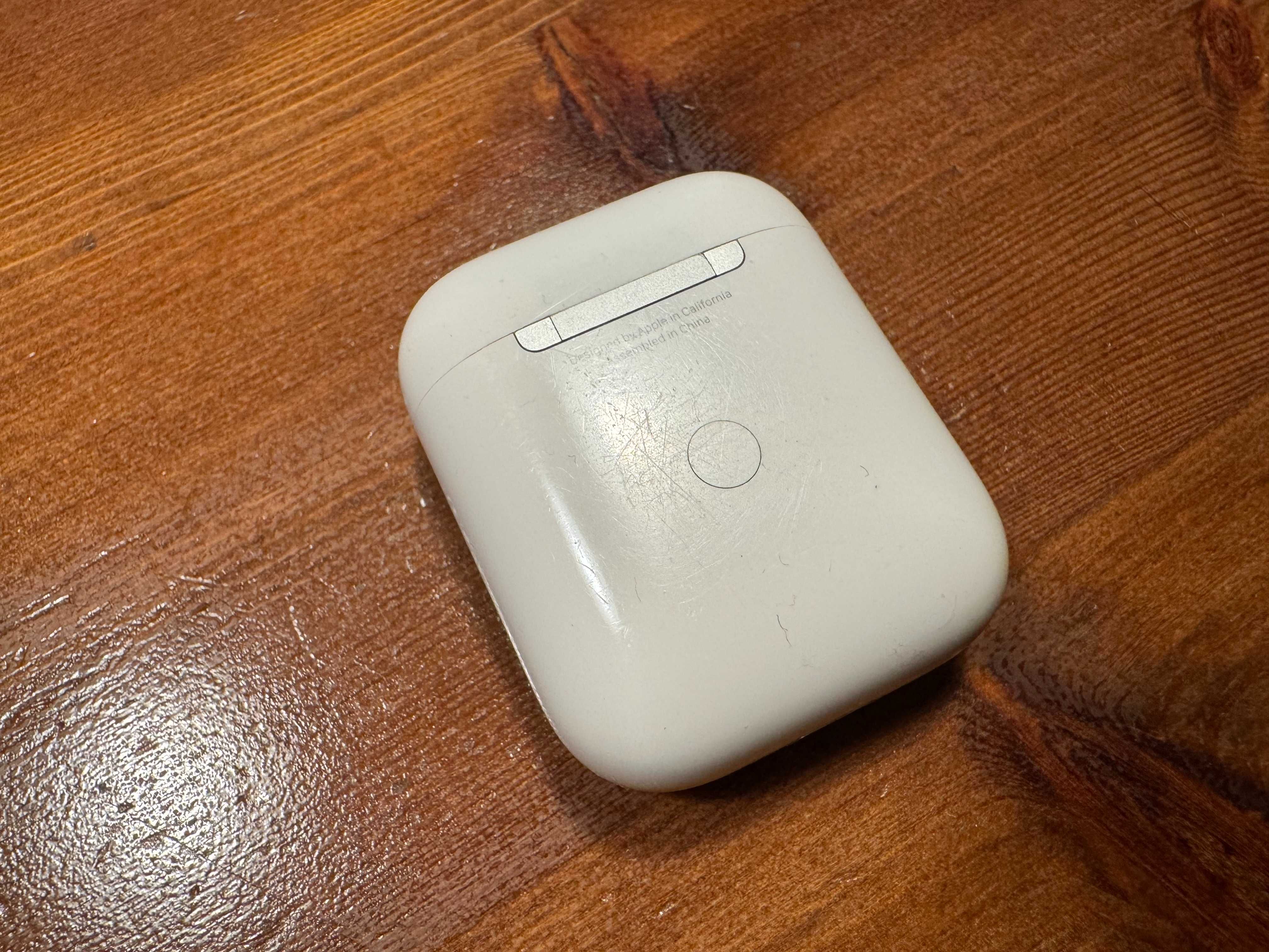 Słuchawki Apple AirPods 2 A2031 w stanie idealnym