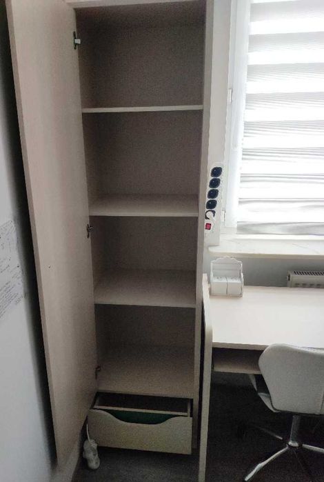 Zestaw mebli młodzieżowych dziecięcych HiHot. Szafa+ komoda + 2 półki