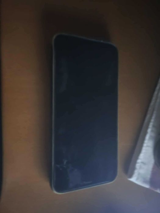 Iphone Xs Pro Max com ecrã prtido