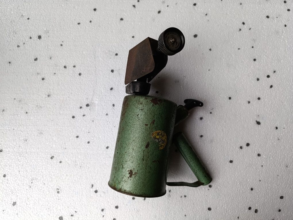 Lampa na benzynę ludlampa lampa benzynowa z czasów PRL