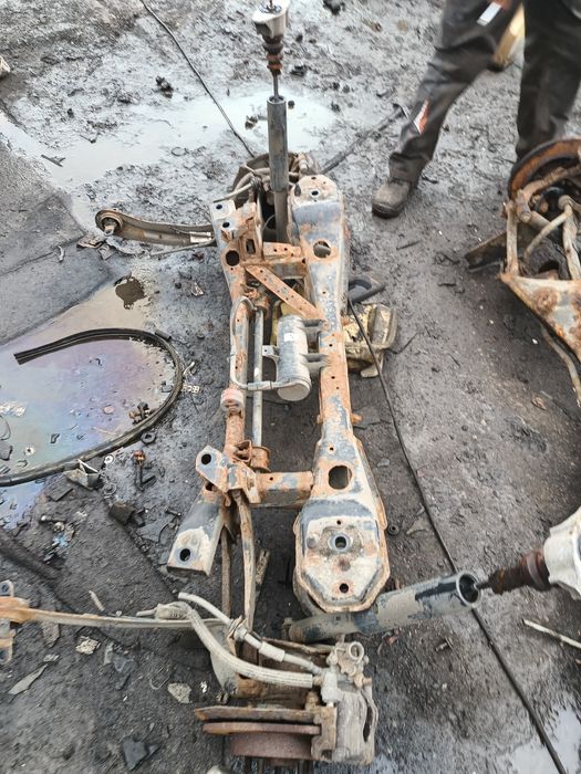 Zawieszenie tylne Ford Focus mk2