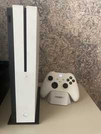 Xbox one S 29 gier, fifa 24, RDd2 , gta V, pad, stojak pionowy