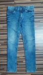 Wąskie dzinsy skinny fit