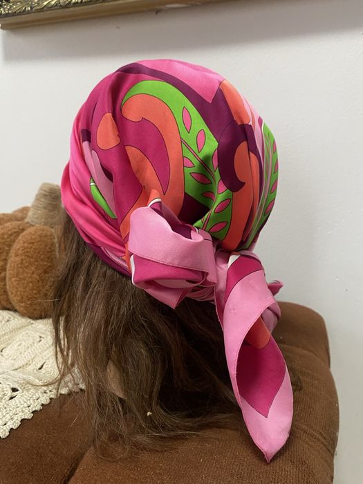 chusta kwadrat 88x89 cm