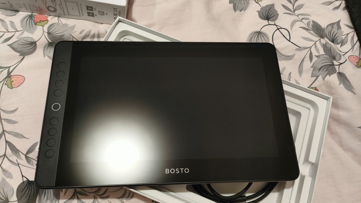 Tablet graficzny bosto 12hdk-t dotykowy