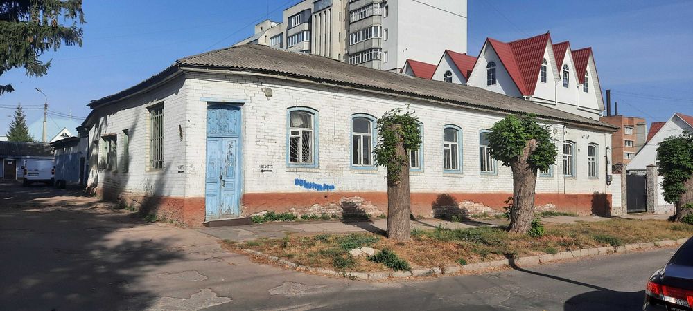 Шукаю орендаря який  зробить  ремонт в рахунок орендної плати .