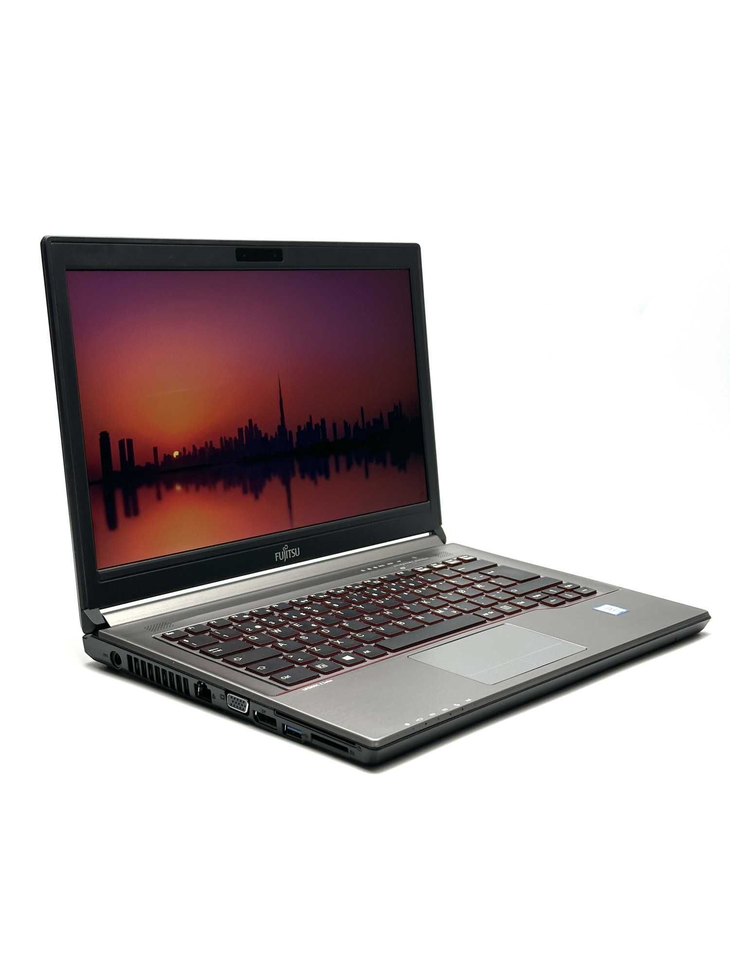 Fujitsu LifeBook E746 | 14” FHD IPS | i5-6300U 3,0 Ghz | 8 Gb DDR4