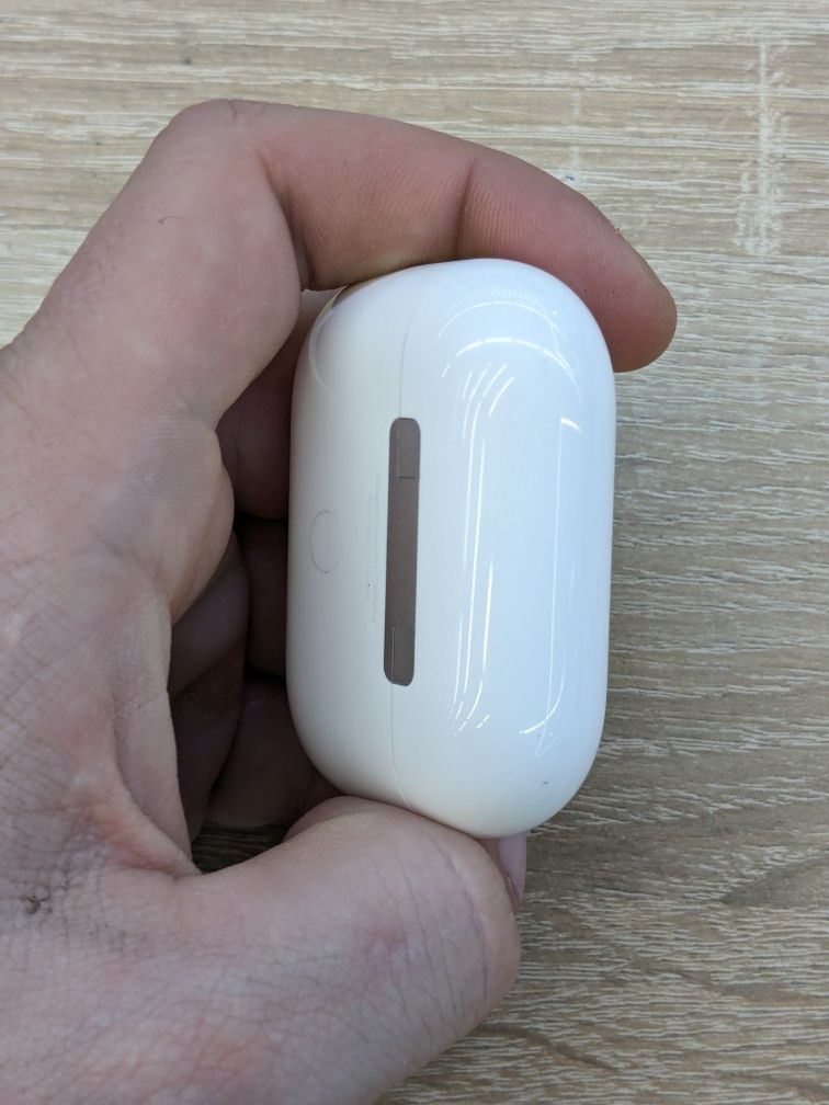 Неймовірні AirPods Pro 2 Gen