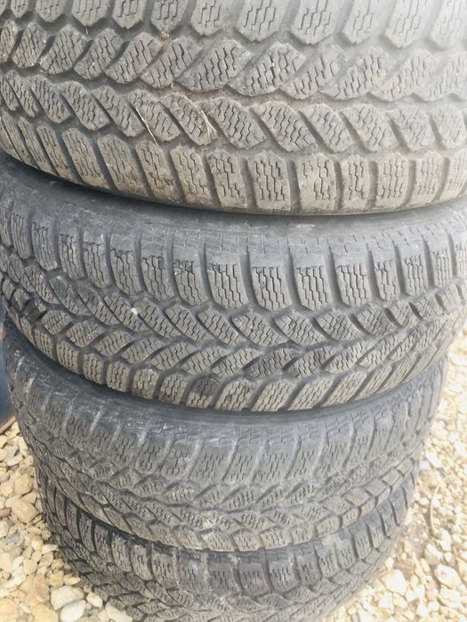 Opony zimowe z felgami R15 Renault Dacia Nissan