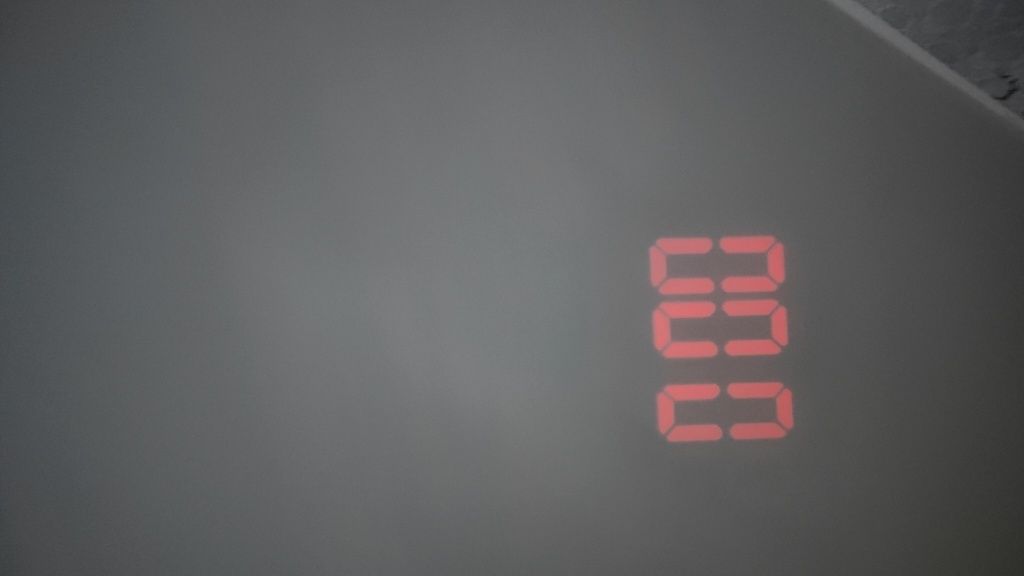 Zegar LED z projektorem .