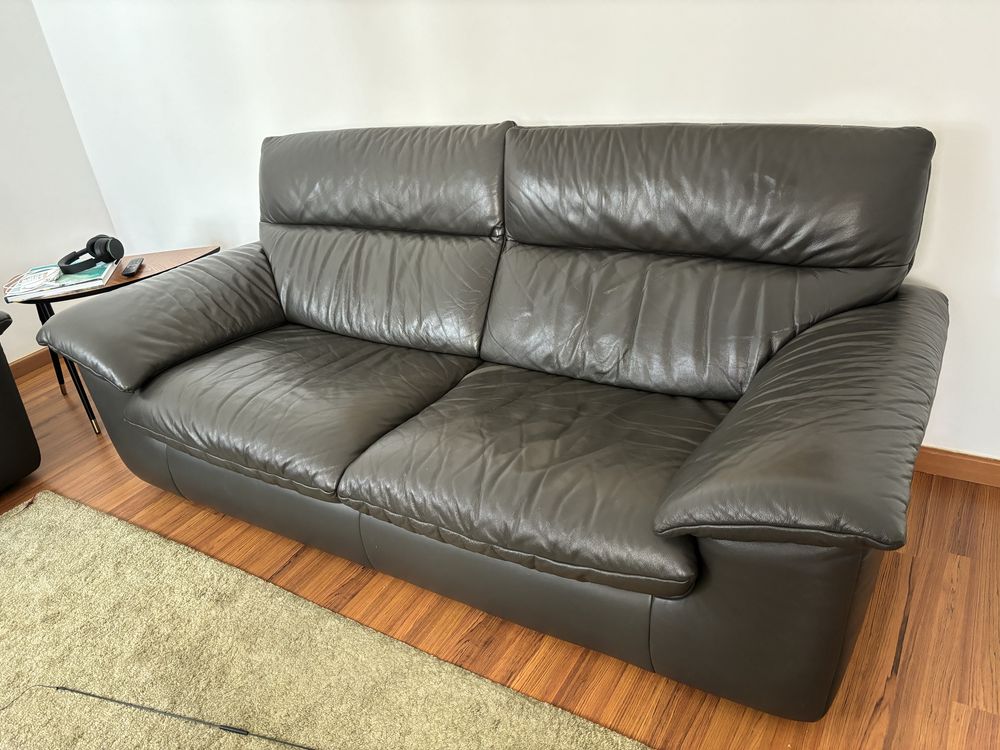 Sofa de pele da Chateau d'Ax