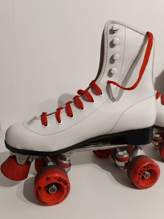 Wrotki z metalowym wzmocnieniem 39