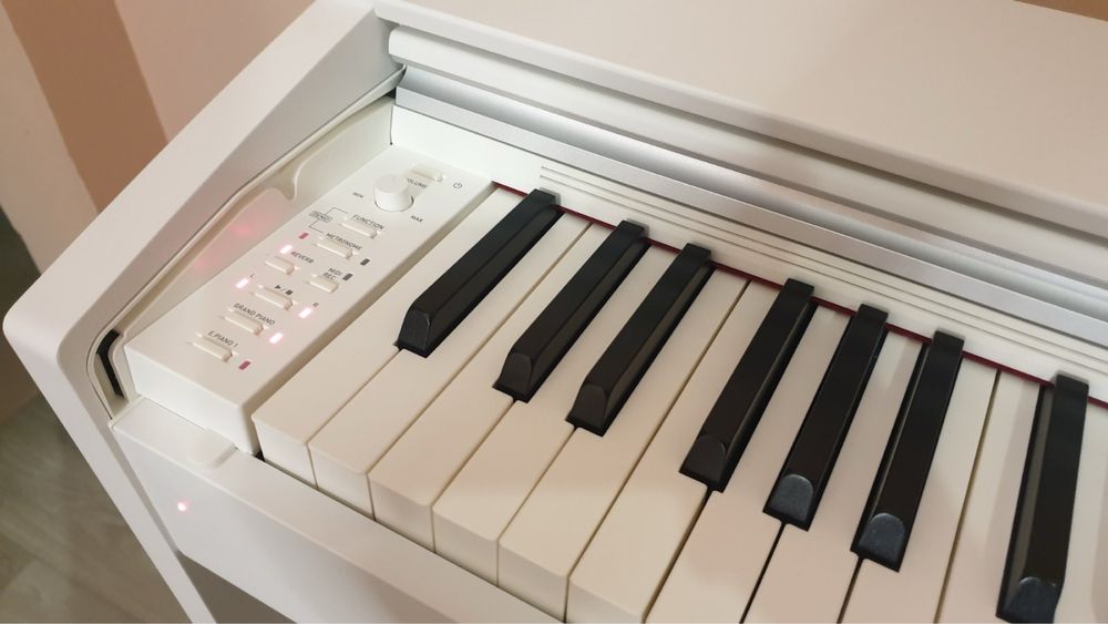 Цифровое пианино Casio Privia PX-770 White (PX-770WEC7)