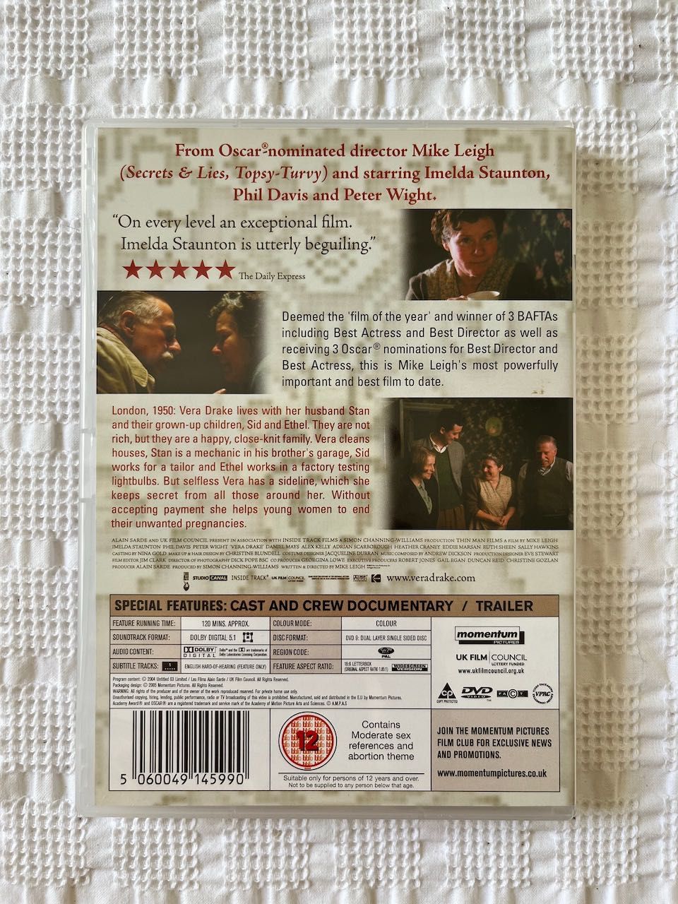 DVD: "Vera Drake" de Mike Leigh com Imelda Staunton