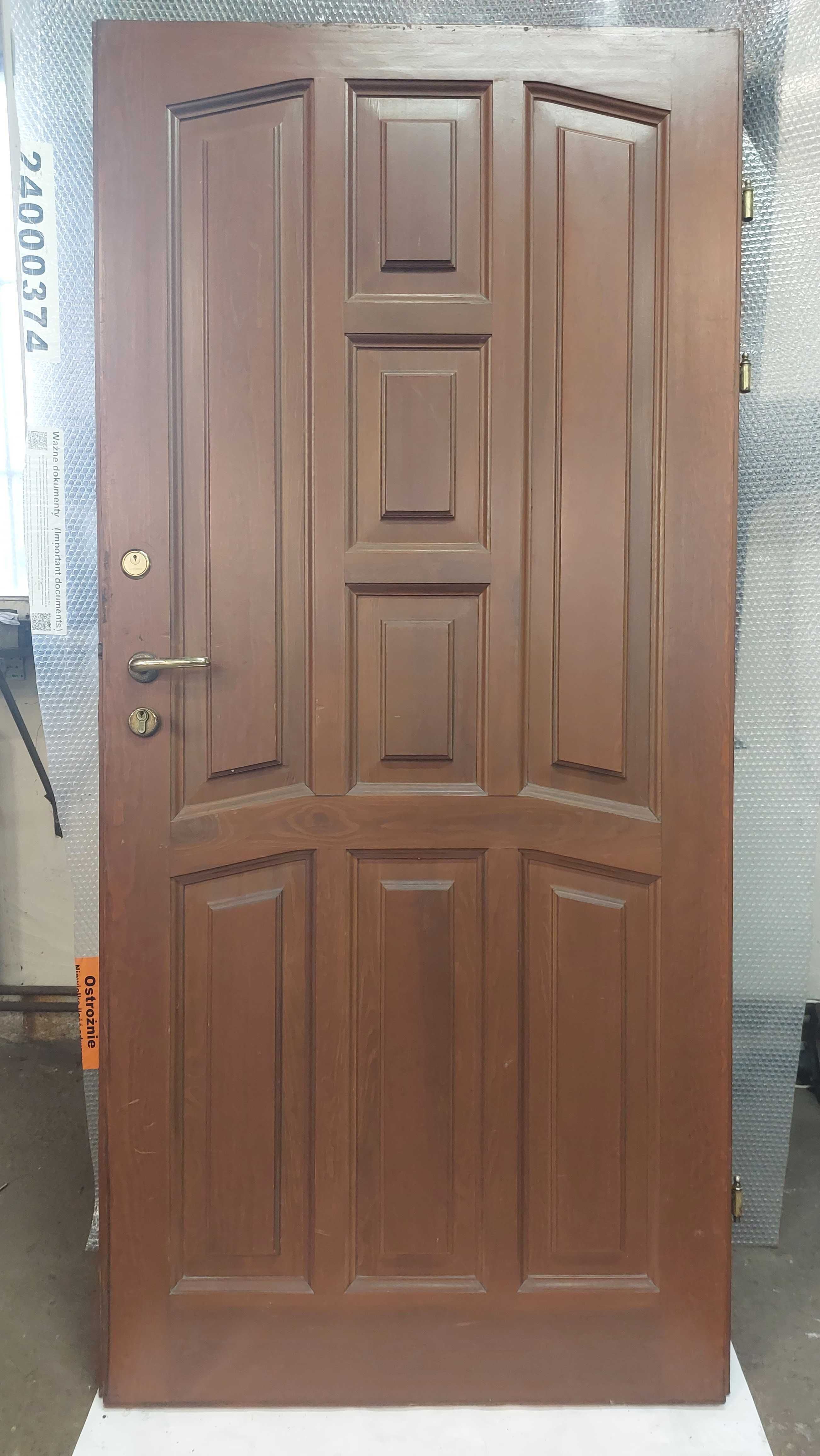 drzwi drewniane zewnętrzne pełne brązowe 1 szt 90 frezowane kasetony