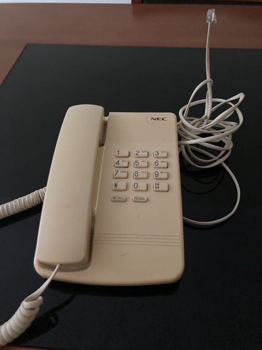 Telefone antigo, marca NEC