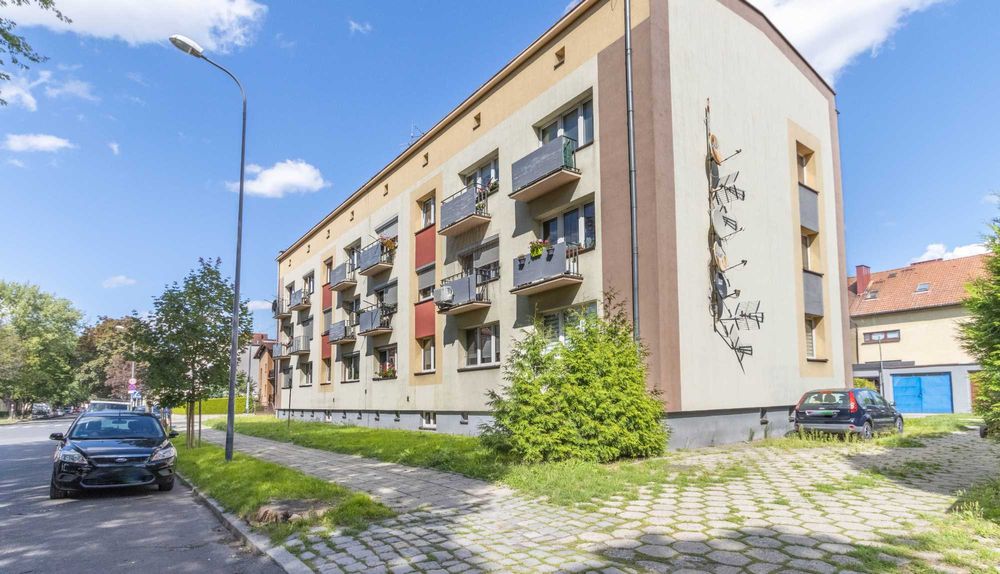 Wynajmę mieszkanie ul. Skłodowska- duża kawalerka 40m2