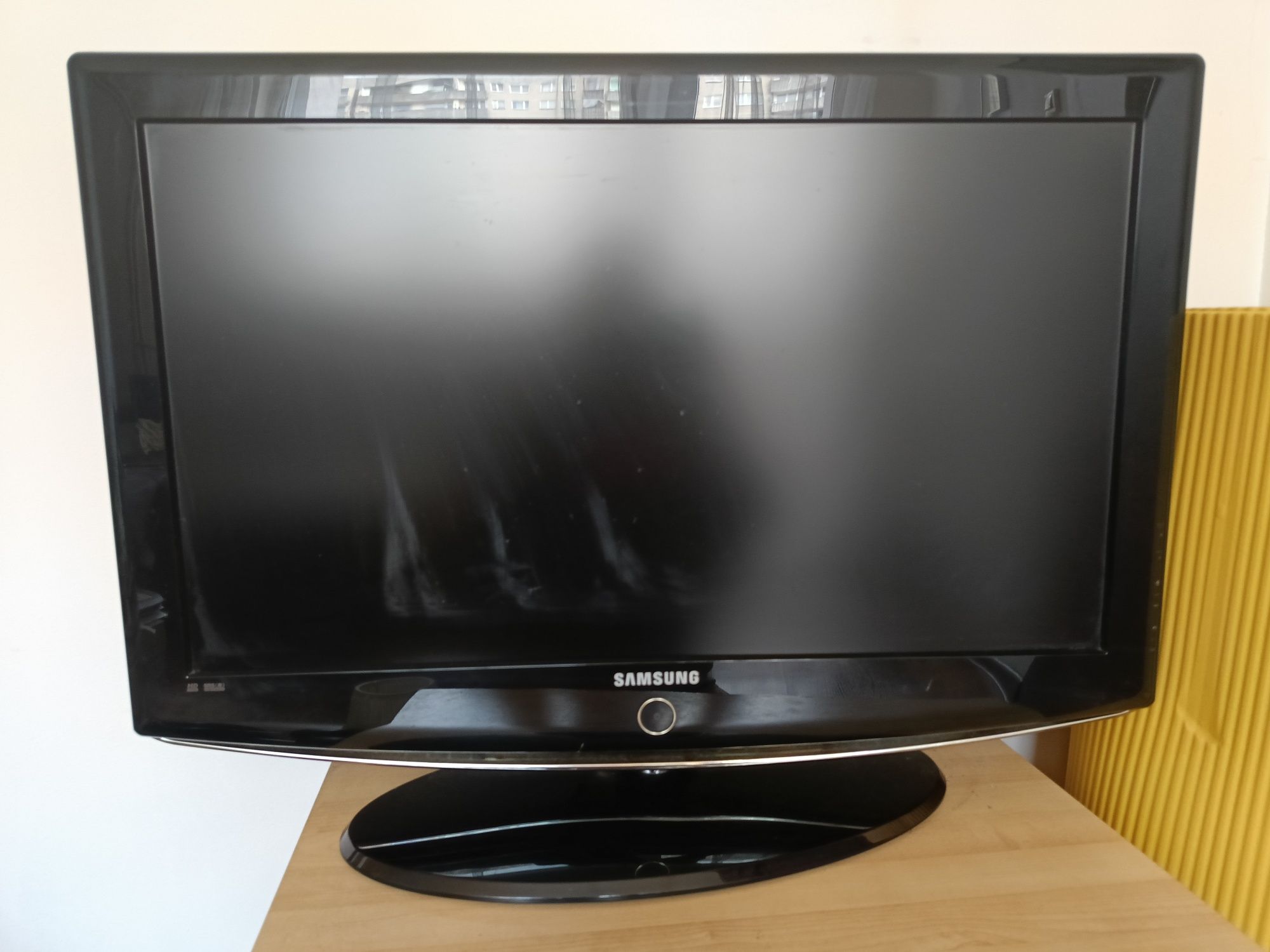 Telewizor Samsung 32 cale HD hdmi x 2