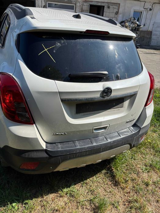 MOKKA A Zderzak Tył tylny + klapa Bagażnika + lampy tylne GYN PERŁA