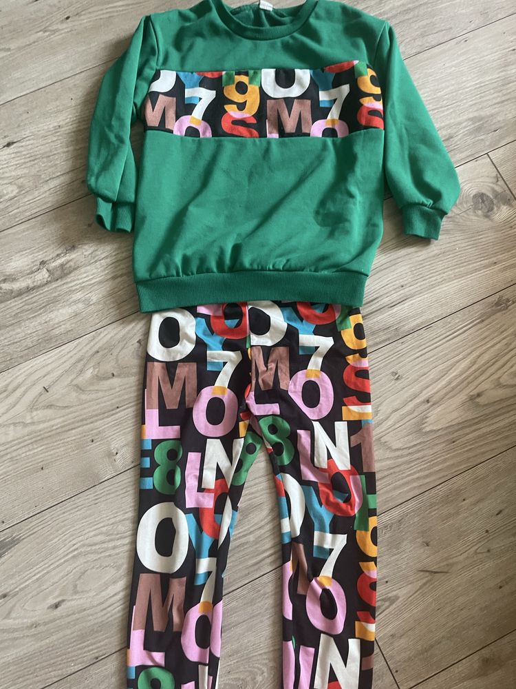Dres,komplet 5/6 lat