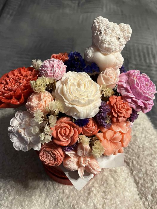 Ręcznie robione bukiety z wosku