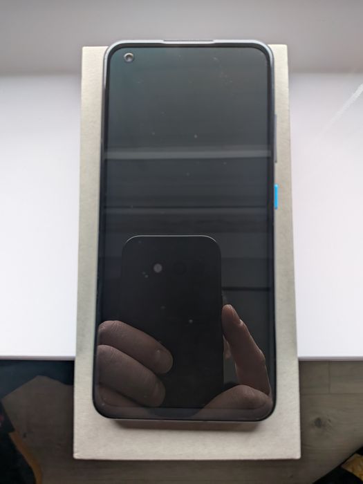 ASUS ZenFone 8 8/128GB Black