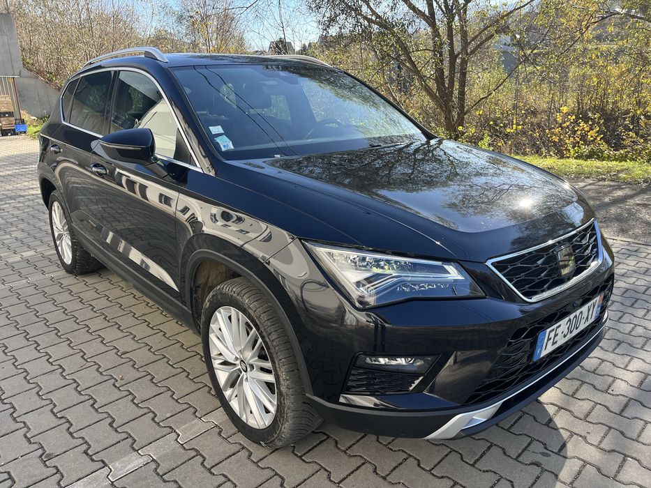 Seat ateca 2.0TDI 4x4dsg panorama el.klapa samochód po gradzie