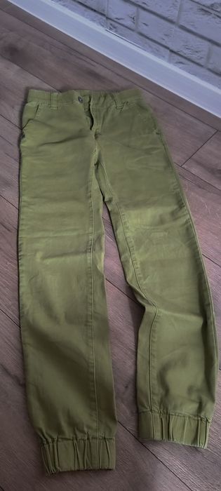 Spodnie jeansowe zielone