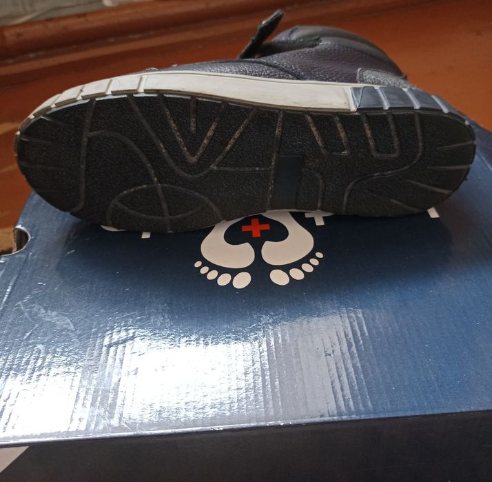 Ортопедичні демісізонне взуття