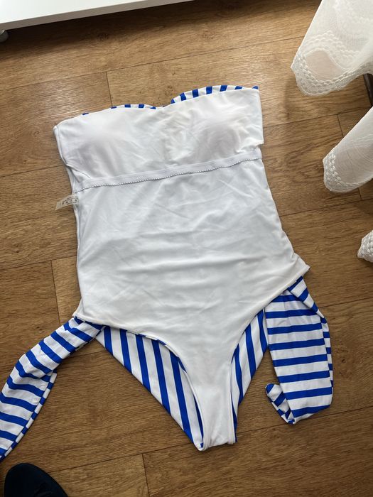 Суцільний якісний спільний злитний купальник бандо у смужку